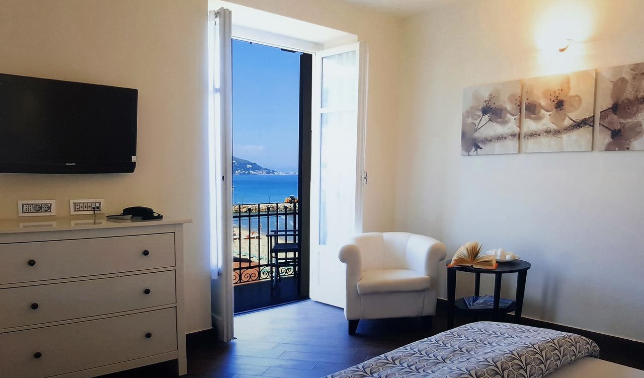 Hotel Residence Baiadelsole Laigueglia Bagian luar foto
